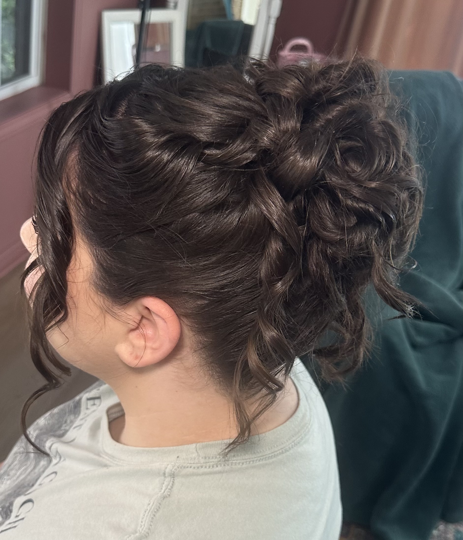 Romantic brunette updo for prom
